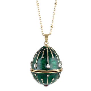 Beautiful Green Christmas Locket