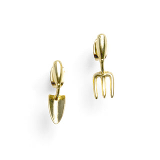 Spade And Trowel Studs