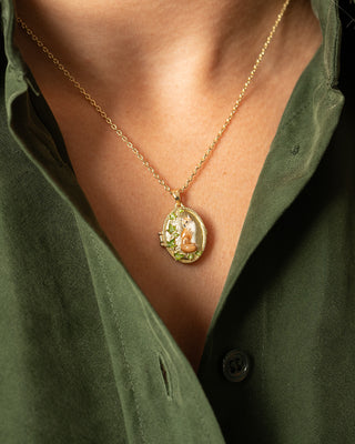 Fox & Ivy Cameo Locket