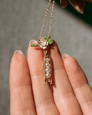Peapod Pendant